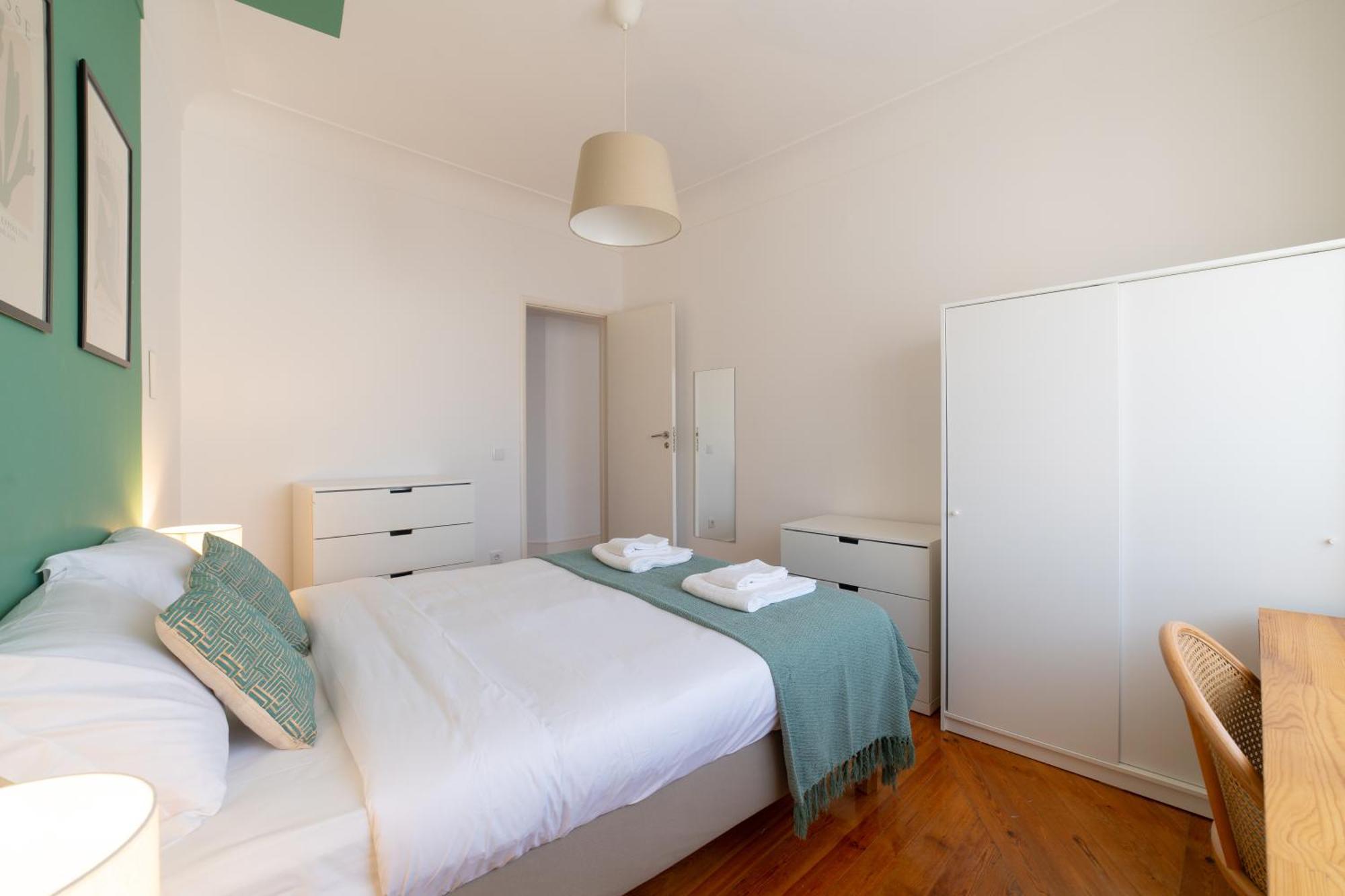 Apartment Desterro 4 - Historical Four-bedroom